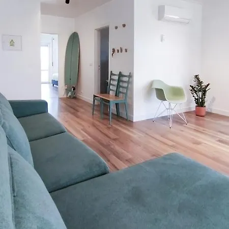 Prow House Apartamento Ferrel (Leiria)