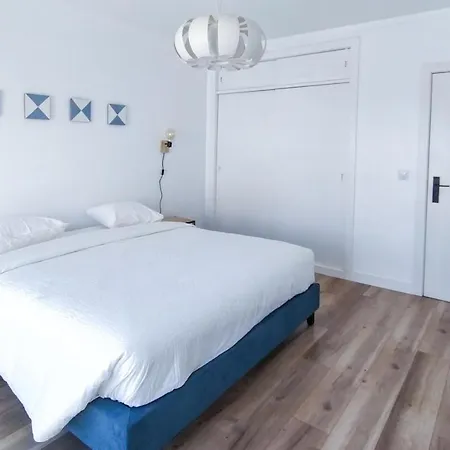 Prow House Apartamento Ferrel (Leiria)